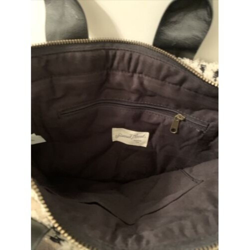 Universal Thread Print Shoulder Bag Crossbody Pur… - image 8